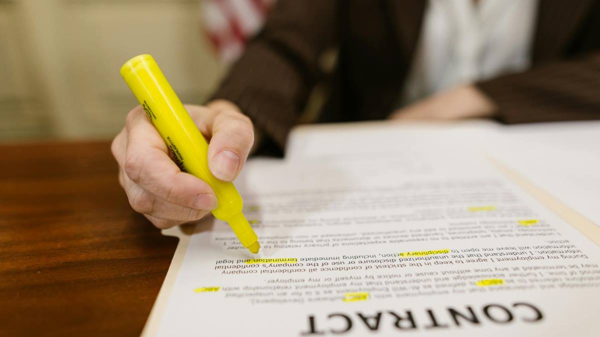 Penalty clauses in contracts
